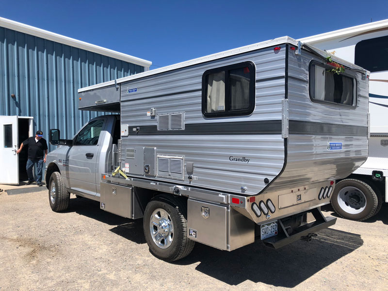 camper bed truck